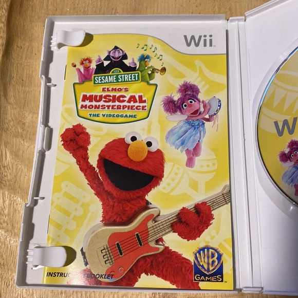 Sesame Street Elmos musical wii game - Picture 2 of 4